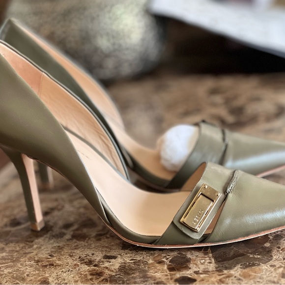 Aerin heels, size 8 - Picture 5 of 10